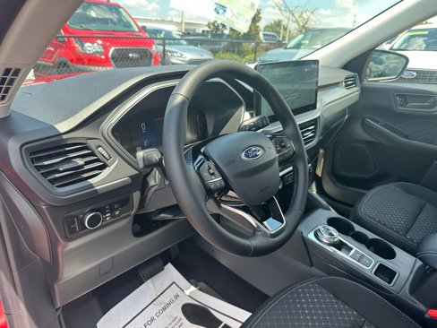 New 2025 Ford Escape Active image 48