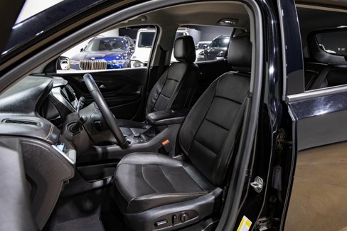 Used 2021 GMC Terrain SLT image 20