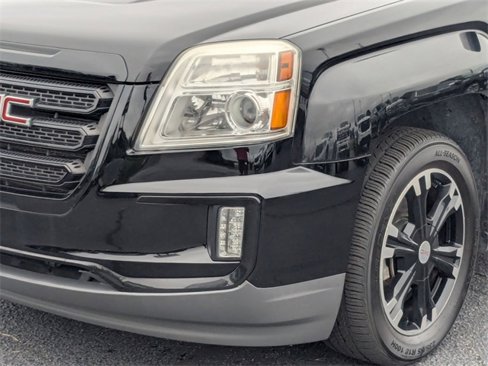 Used 2017 GMC Terrain SLT w/ Open Road Package image 9