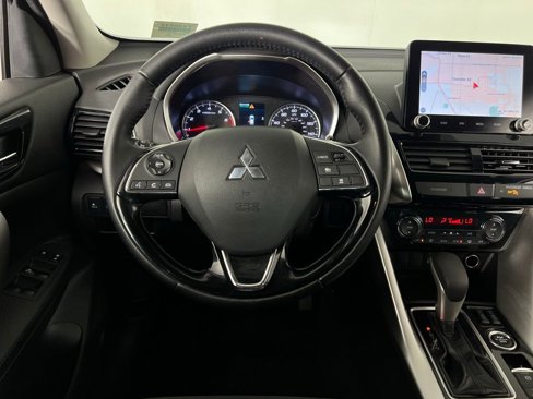 Used 2024 Mitsubishi Eclipse Cross SE image 15