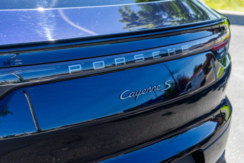 Used 2022 Porsche Cayenne S image 16