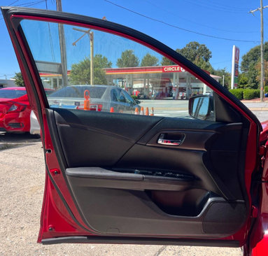 Used 2017 Honda Accord Sport Special Edition image 8