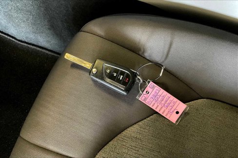 Used 2023 Toyota Camry LE image 13