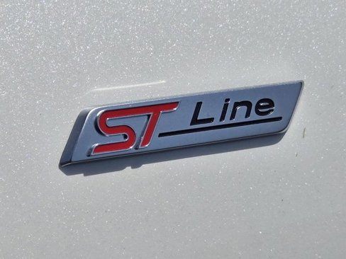 New 2025 Ford Escape ST-Line w/ Equipment Group 301A image 8