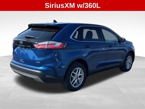 Used 2024 Ford Edge SEL image 5