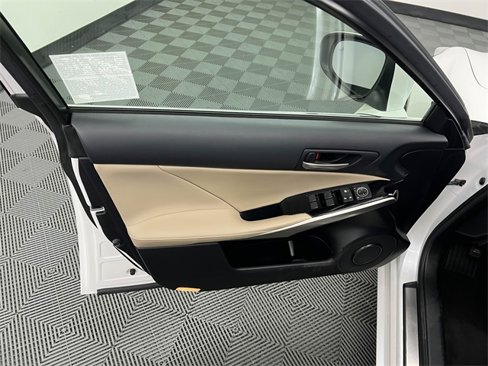 Certified 2019 Lexus IS 300 image 10