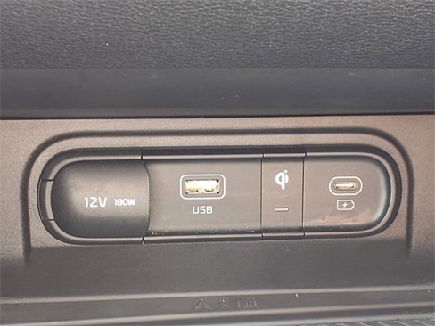 Used 2023 Kia Sportage SX image 6