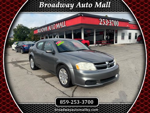 Used 2012 Dodge Avenger SE image 1