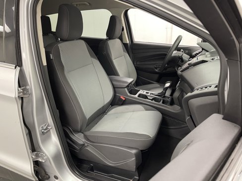 Used 2018 Ford Escape SE image 11
