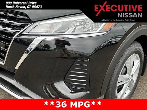 New 2025 Nissan Kicks Play S image 7