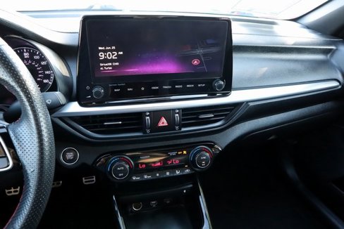 Used 2024 Kia Forte GT image 31