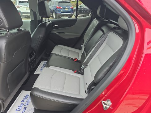 Used 2018 Chevrolet Equinox Premier image 16