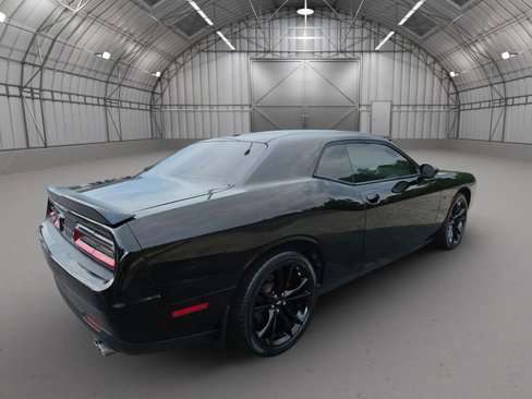 Used 2018 Dodge Challenger SXT w/ Blacktop Package image 2