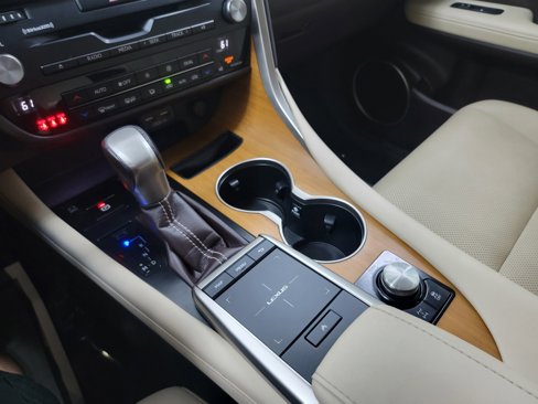 Used 2020 Lexus RX 350 AWD w/ Premium Package image 17