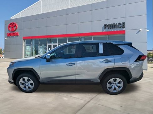 New 2024 Toyota RAV4 LE image 7