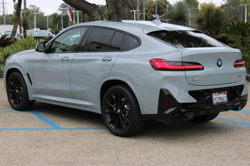 Used 2023 BMW X4 xDrive30i w/ M Sport Package image 3