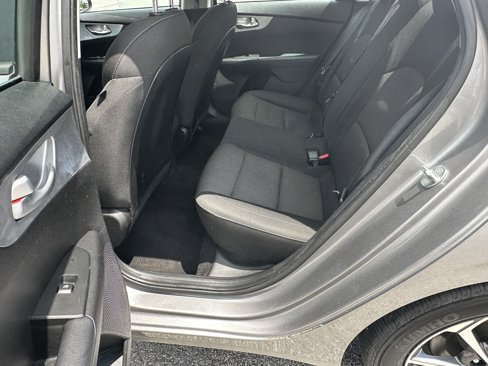 Used 2023 Kia Forte LXS image 17