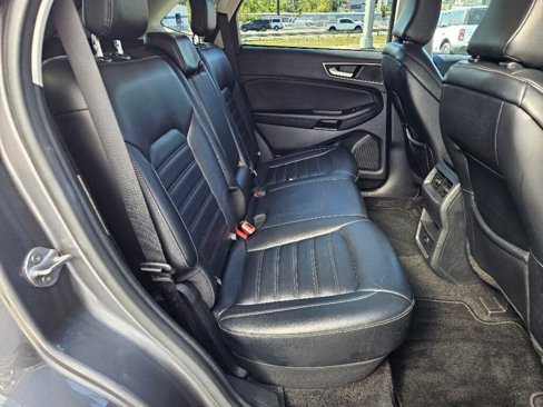 Used 2023 Ford Edge SEL image 12