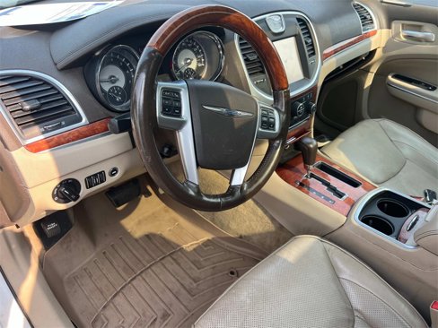 Used 2011 Chrysler 300 Limited w/ Safetytec Group image 12