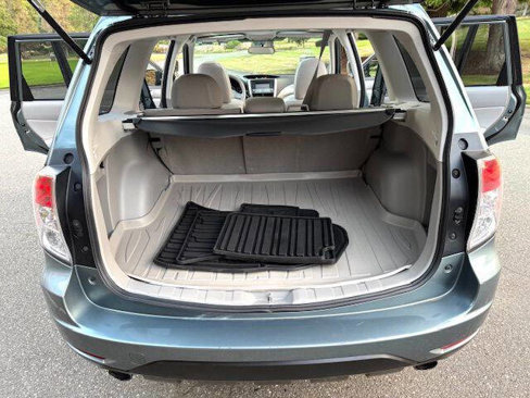 Used 2010 Subaru Forester 2.5X Limited image 31