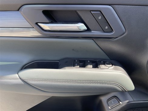 New 2026 GMC Terrain AT4 w/ Technology Package II image 24