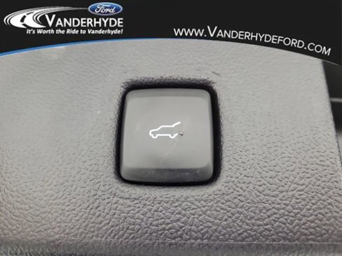 Used 2023 Ford Escape Active w/ Cold Weather Package image 9