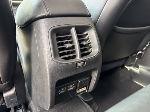 Used 2021 Jeep Cherokee Latitude Lux w/ Comfort/Convenience Group image 15