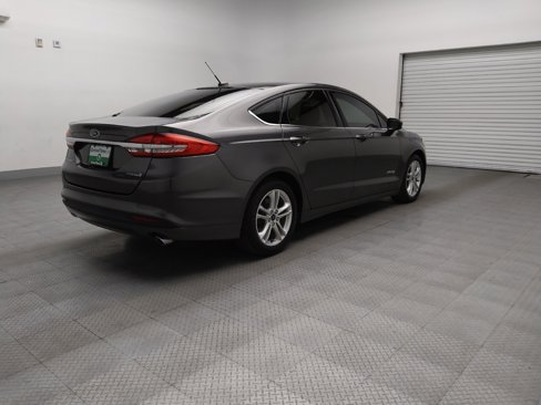 Used 2018 Ford Fusion S image 9