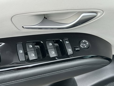 Used 2022 Hyundai Tucson Limited image 15
