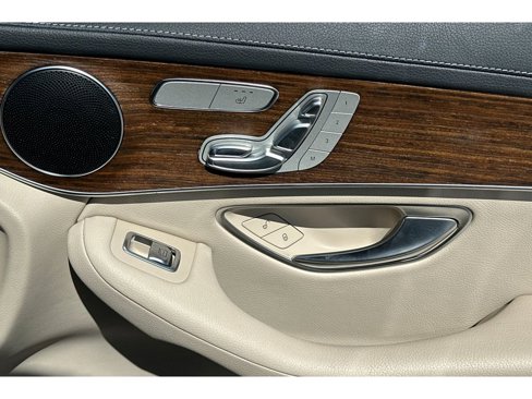 Used 2022 Mercedes-Benz GLC 300 image 20