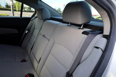 Used 2013 Chevrolet Cruze LT image 12