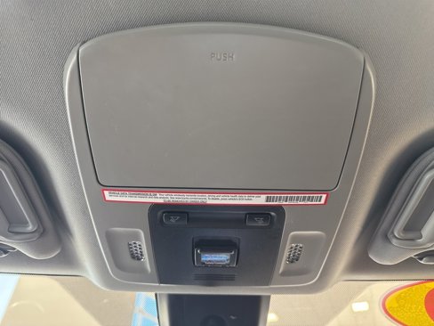 Used 2019 Toyota Camry LE image 29