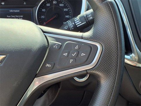 Used 2023 Chevrolet Equinox LT image 17