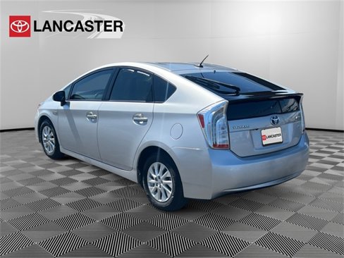 Used 2015 Toyota Prius Prime Advanced image 3