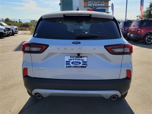 New 2025 Ford Escape Active image 9