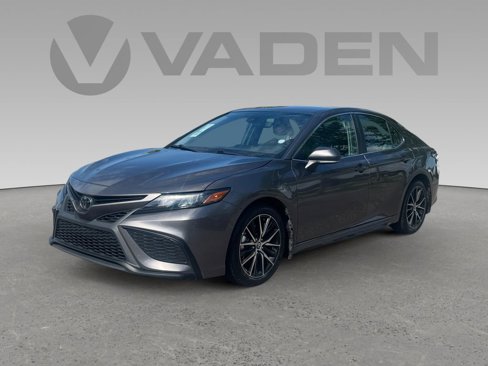 Used 2023 Toyota Camry SE image 24