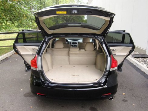Used 2010 Toyota Venza AWD image 29