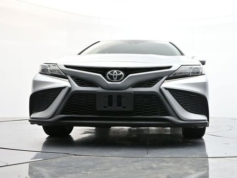Used 2021 Toyota Camry SE image 34