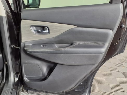 Used 2018 Nissan Murano SL image 10