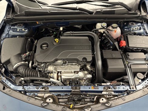 Certified 2025 Chevrolet Malibu LS image 22
