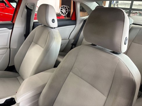 Used 2019 Volkswagen Jetta S w/ Driver Assistance Package image 34