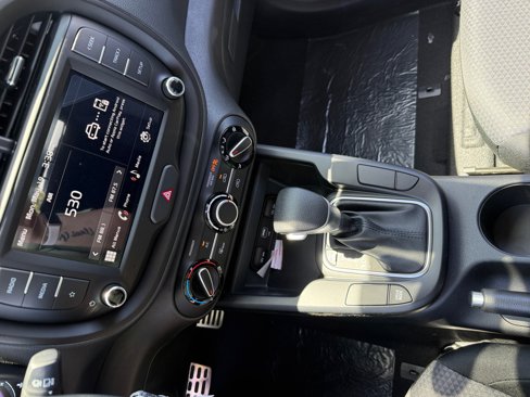 New 2025 Kia Soul LX image 13