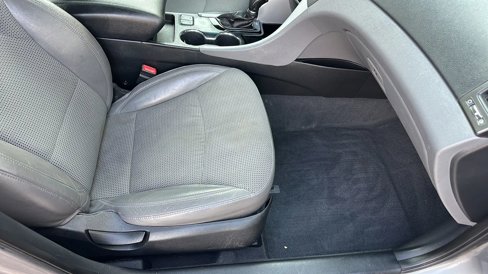 Used 2013 Hyundai Sonata SE image 17
