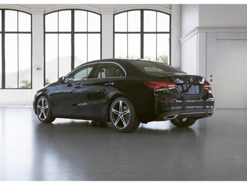 Certified 2022 Mercedes-Benz A 220 4MATIC image 29