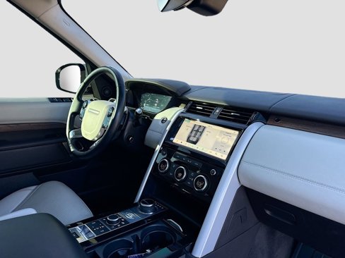 Used 2019 Land Rover Discovery HSE Luxury image 32