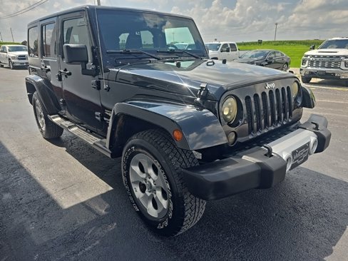 Used 2015 Jeep Wrangler Unlimited Sahara w/ Dual Top Group image 9