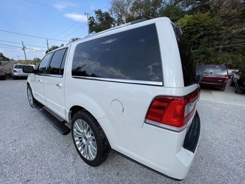 Used 2015 Lincoln Navigator L 4WD w/ Equipment Group 101A Reserve image 24