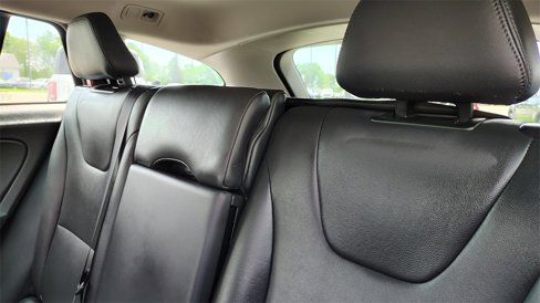 Used 2015 Volvo V60 T5 Premier w/ Convenience Package image 29