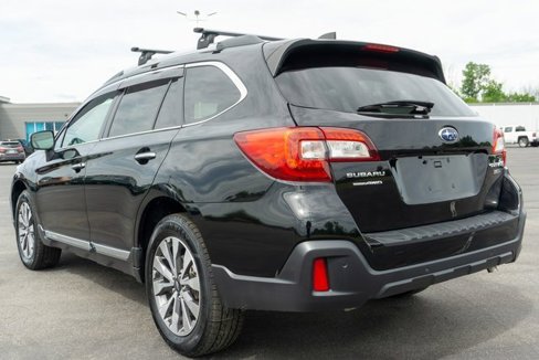 Used 2019 Subaru Outback 3.6R Touring w/ Popular Package #3A image 8