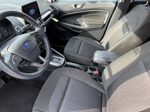 Used 2020 Ford EcoSport SE w/ SE Convenience Package image 10